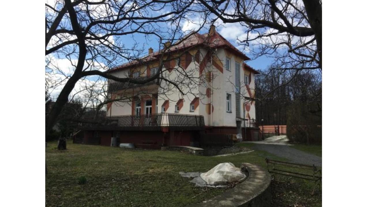 Kemp A Stanovani Na Fare Javornik  Exterior photo